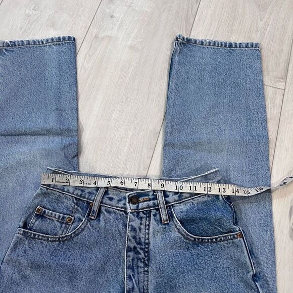 Vintage women’s high rise Levi’s jeans size 29/32 - Picture 5 of 11
